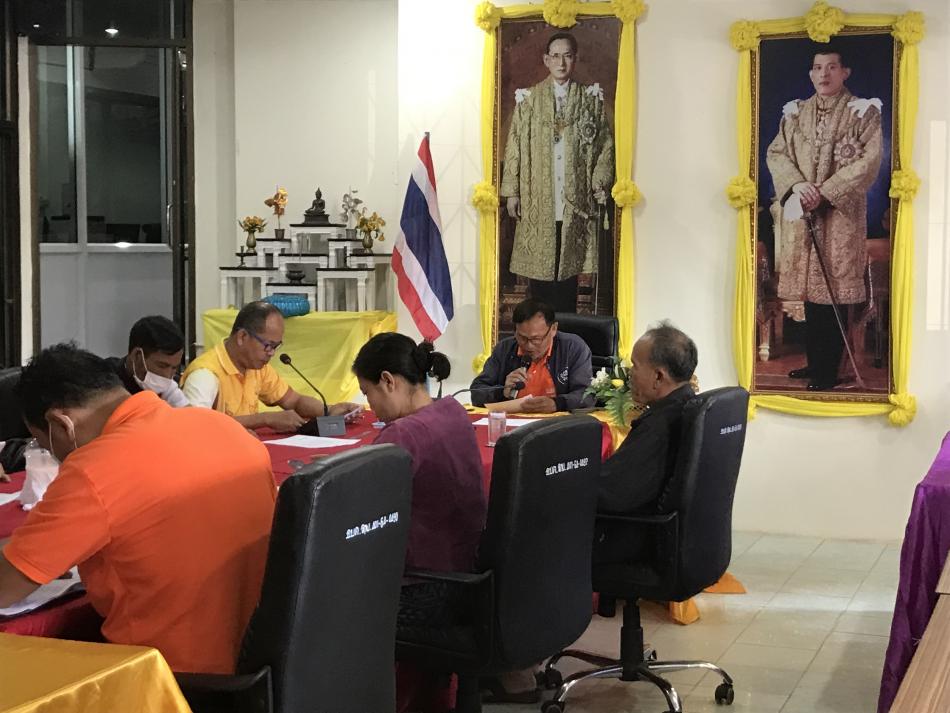 นายเชียง สีทน นายกองค์การบริหารส่วนตำบลเหล่าพรวน มอบนโยบายประจำเดือนกุมภาพันธ์ 2566 แก่ข้าราชการ พนักงานส่วนตำบลและลูกจ้างสังกัดองค์การบริหารส่วนตำบล ณ ห้องประชุมสภาองค์การบริหารส่วนตำบลเหล่าพรวน
