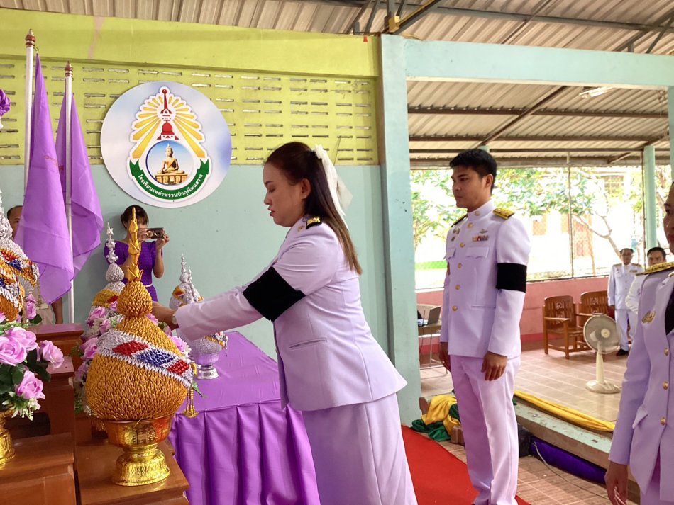 เนื่องในโอกาสพระราชพิธีมหามงคลเฉลิมพระชนมพรรษา 4 รอบ สมเด็จพระนางเจ้า ฯ พระบรมราชินี วันที่ 3 มิถุนายน 2569 นางสาวกัลยรัตน์ คุณโท นายกองค์การบริหารส่วนตำบลเหล่าพรวน เป็นประธานวางพานพุ่ม...