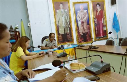 จัดประชุมคณะกรรมการสนับสนุนการจัดทำแผนพัฒนา อบต.เหล่าพรวน ณ ห้องประชุมสภาอบต.เหล่าพรวน เพื่อพิจารณาร่างแผนดำเนินงาน ประจำปีงบประมาณ 2563 เพิ่มเติม ฉบับที่ 1
 (2 ภาพ)